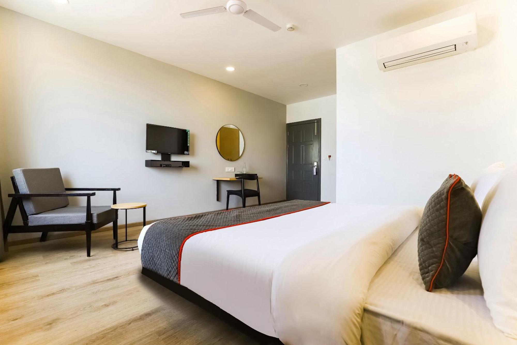 Townhouse Prithvi Resort Near Phoenix Palassio 勒克瑙 外观 照片