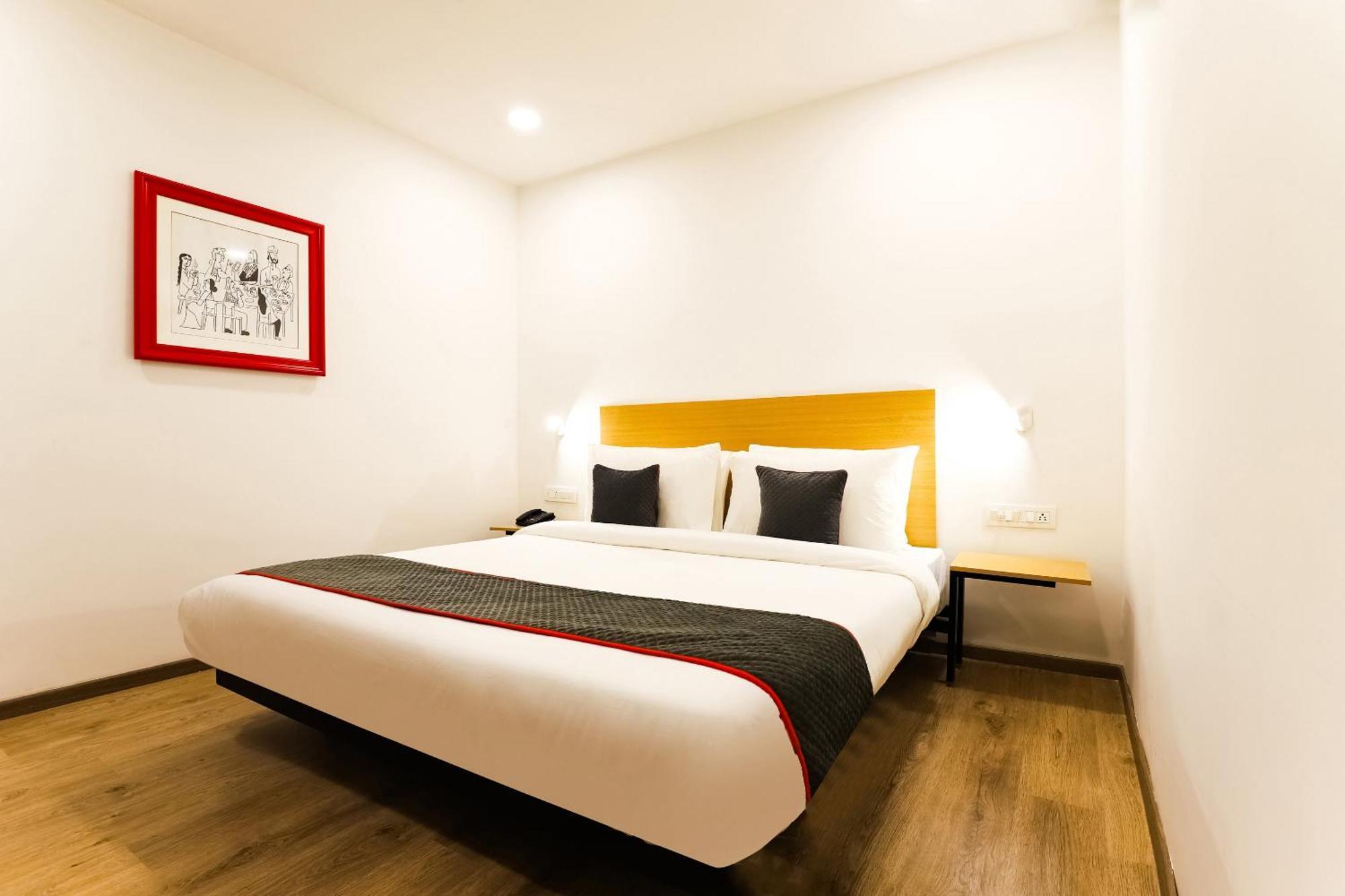 Townhouse Prithvi Resort Near Phoenix Palassio 勒克瑙 外观 照片