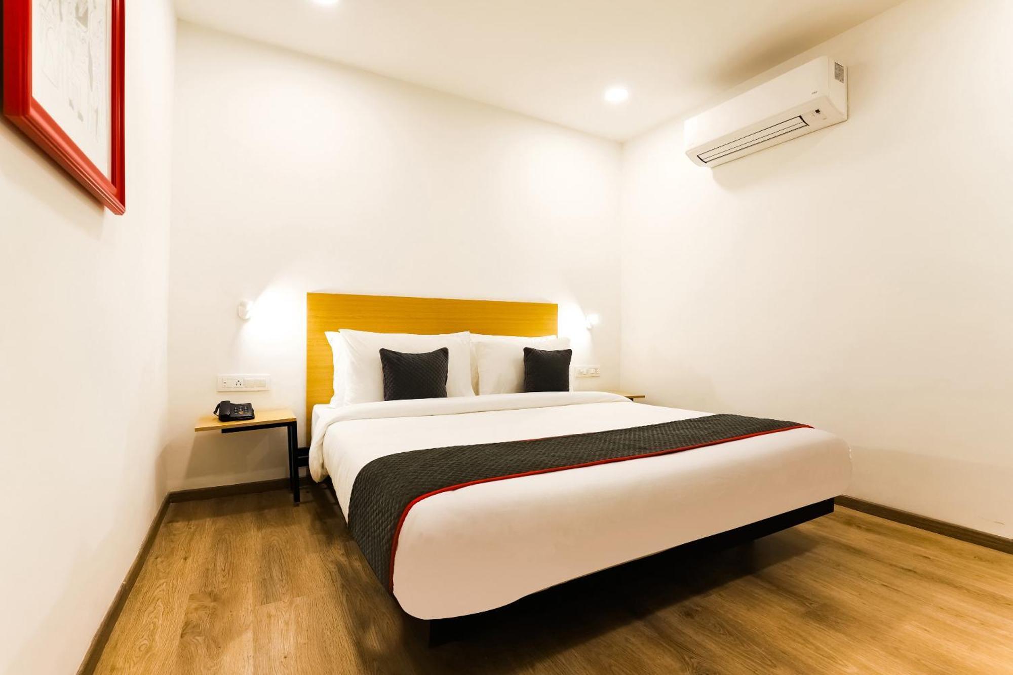 Townhouse Prithvi Resort Near Phoenix Palassio 勒克瑙 外观 照片