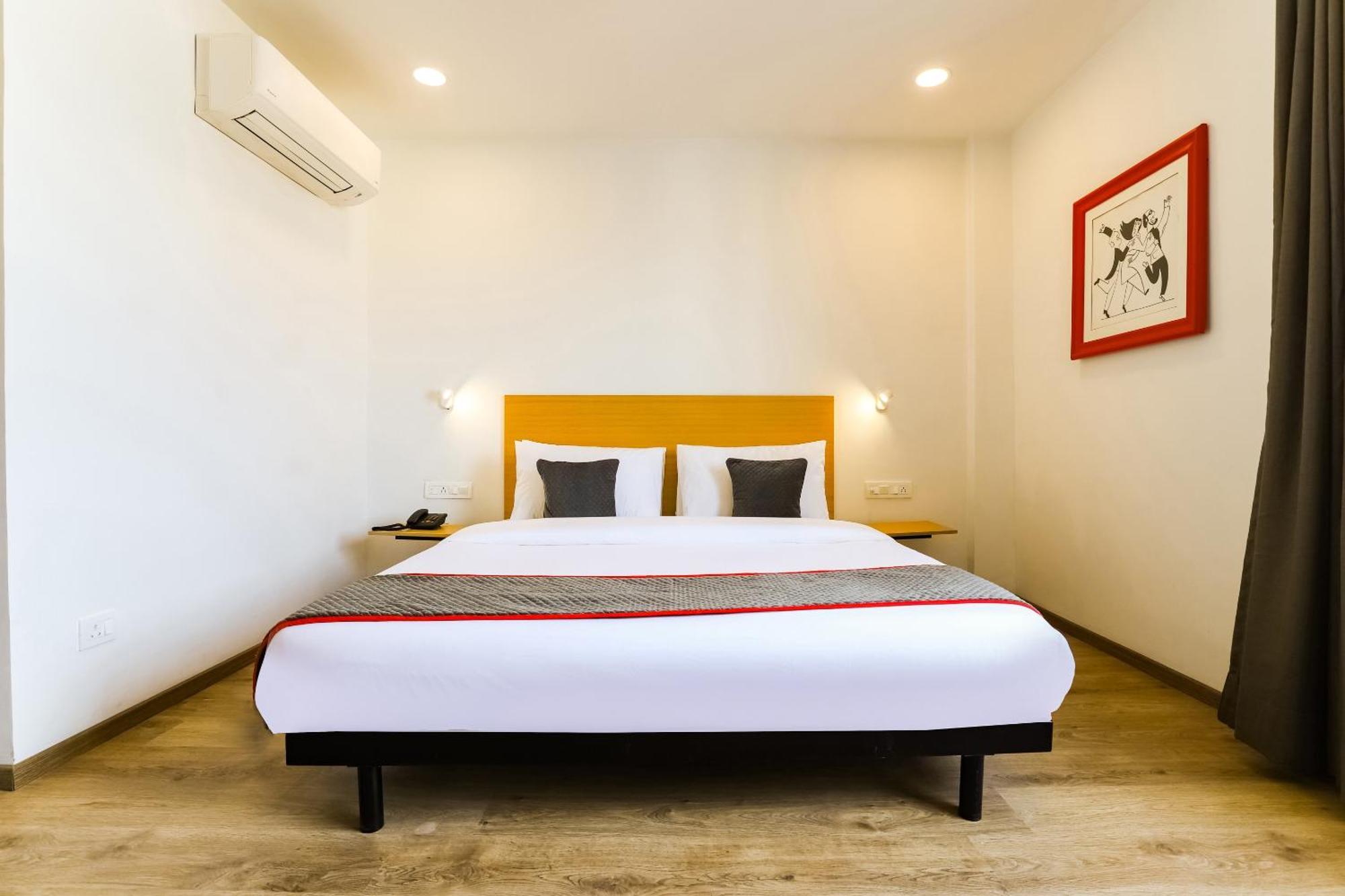 Townhouse Prithvi Resort Near Phoenix Palassio 勒克瑙 外观 照片