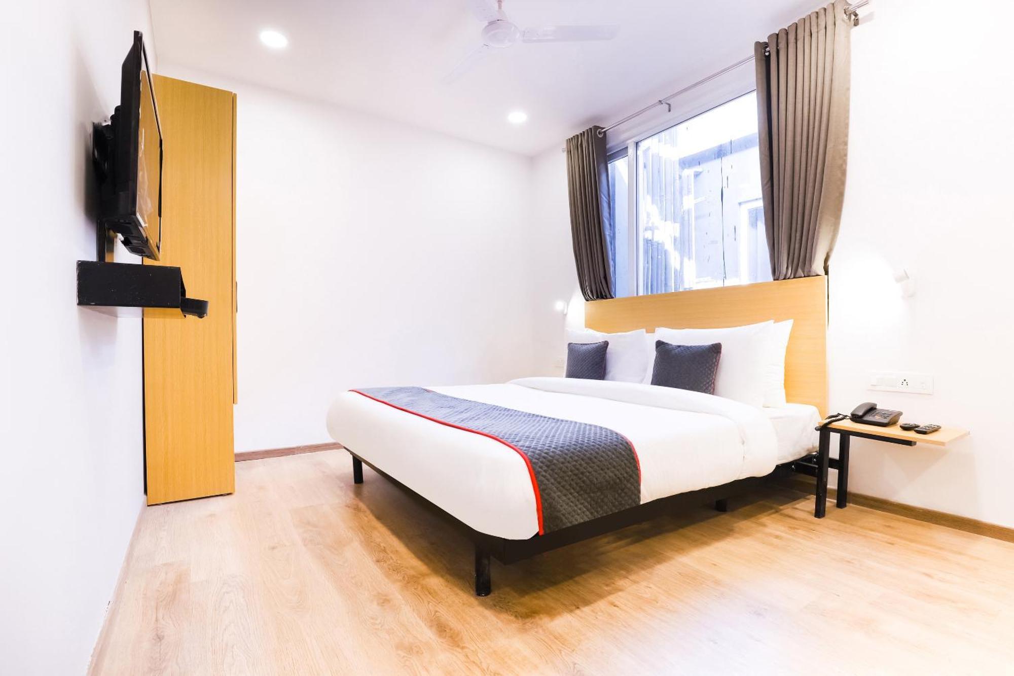 Townhouse Prithvi Resort Near Phoenix Palassio 勒克瑙 外观 照片